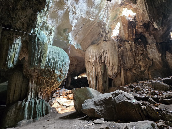 Explore the Enchanting Depths of Lawa Cave in Kanchanaburi 3