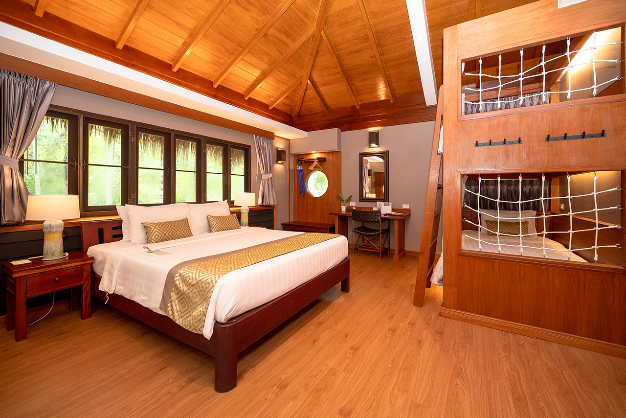 River kwai resotel Deluxe Family Bunk Bed โรงแรม รีสอร์ท แม่น้ำแคว ห้องครอบครัว